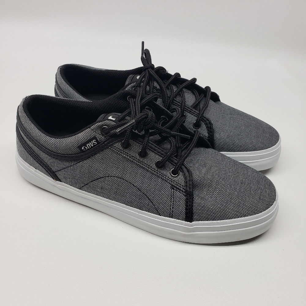 DVS Skateboard Shoes Aversa grey sz8